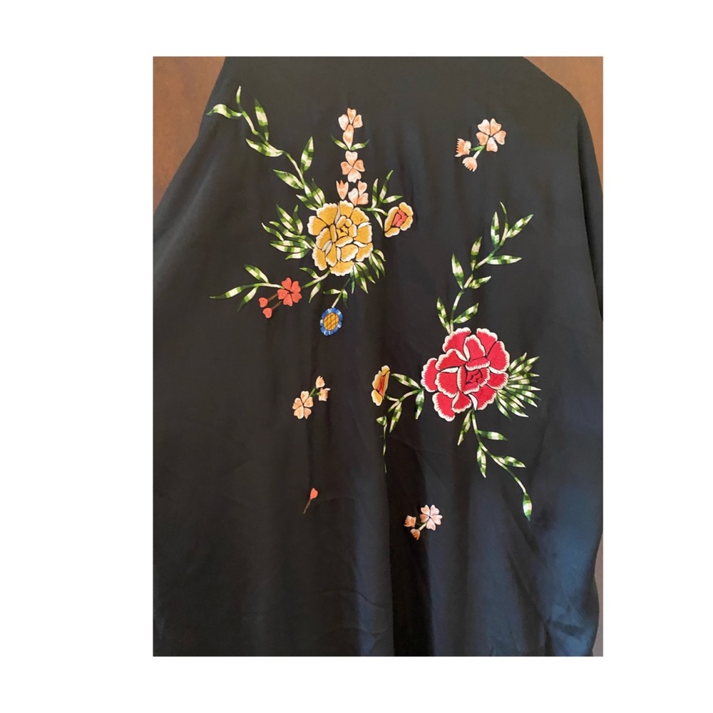 NWOT Alice & Olivia Lupe Embroidered Long Kimono Size M/L - Picture 11 of 12